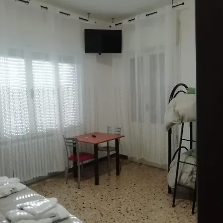 Affittacamere Mark Πανσιόν