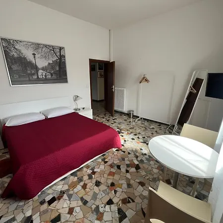 Maison d'hôtes Affittacamere Mark Faenza